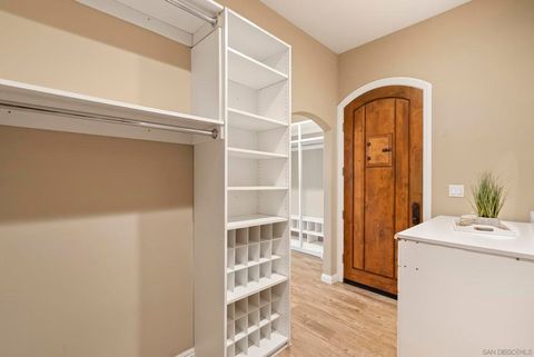 Tiny photo for 1101 Sierra Linda DR, Escondido, CA 92025 (MLS # 260017814SD)