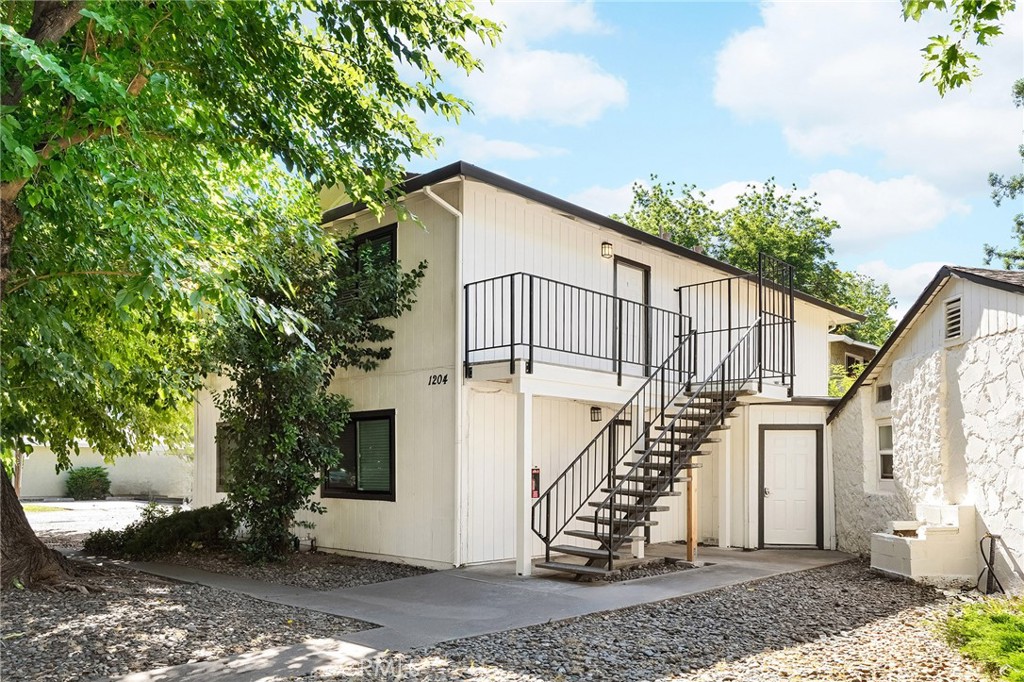 Exceptional Investment Opportunity! Ideally located near Chico State and downtown Chico, this multifamily property includes three units: a two-story duplex with two remodeled 4-bedroom/2-bath units and a detached 4-bedroom/1-bath house. Features include onsite laundry, off-street parking, brand-new mini-split heating and cooling systems, new windows, new flooring, and fresh interior/exterior paint. Meticulously maintained and professionally managed, this property is a prime choice for investors.