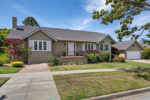 Photo of 1810 Hillside Drive, Burlingame, CA 94010 (MLS # ML82044564)