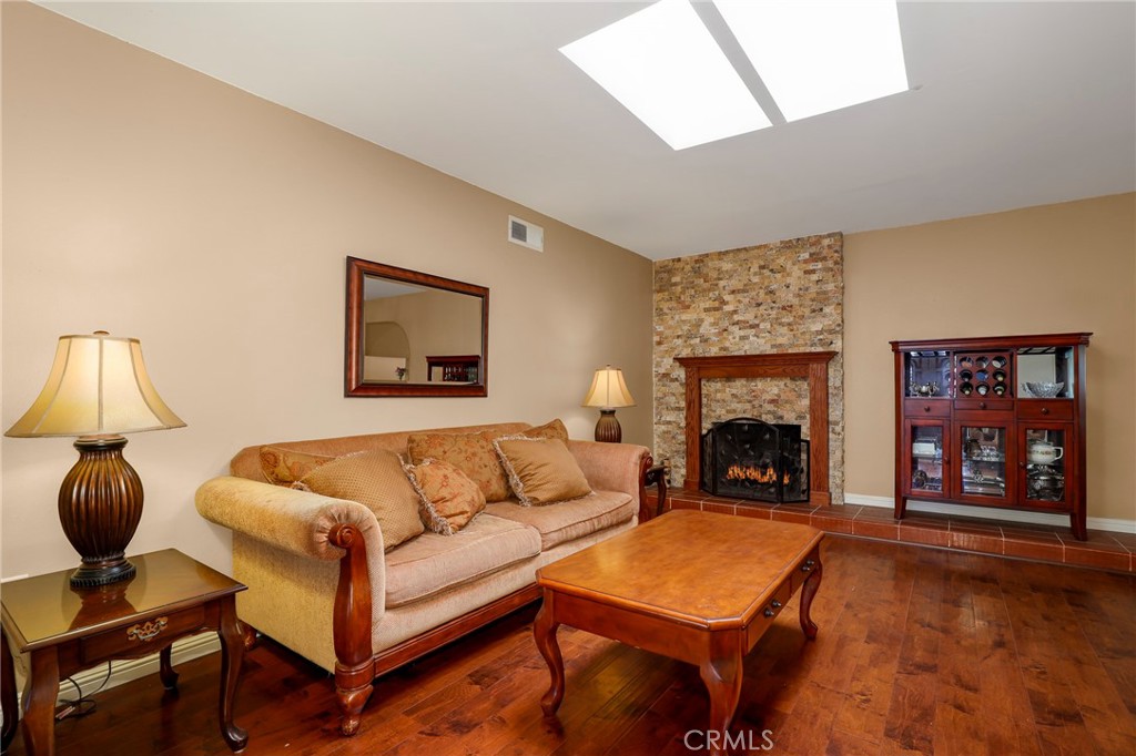 Properties 4 3557 Brookridge Road