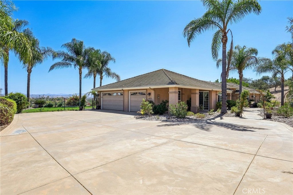 3676 Alta Vista