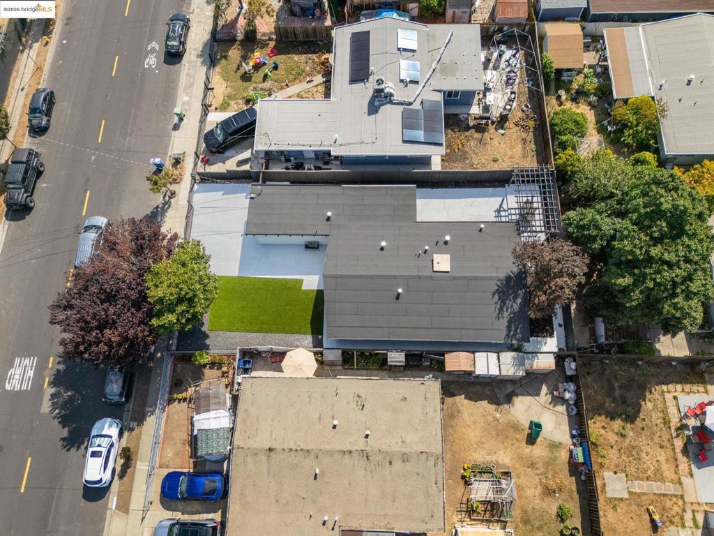 HAYWARD - Residential