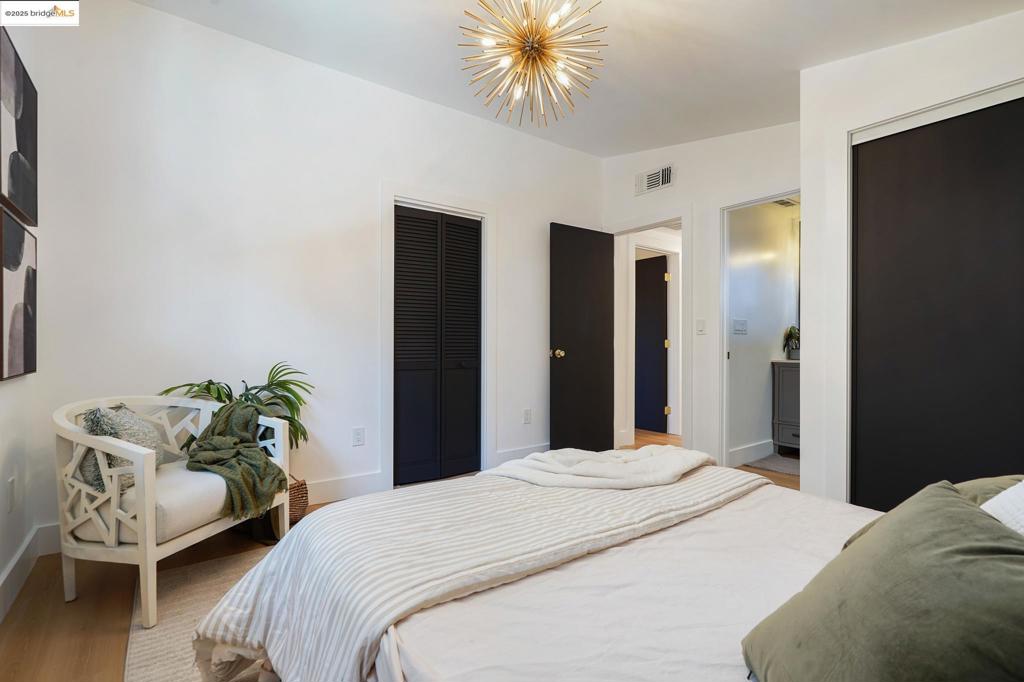 HAYWARD - Residential