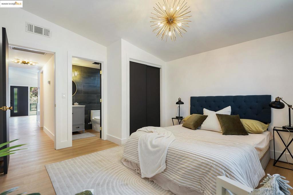 HAYWARD - Residential