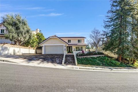 Tiny photo for 24541 Gardenstone Lane Ln, West Hills, CA 91307 (MLS # SR26046671)