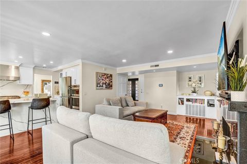 Tiny photo for 24541 Gardenstone Lane Ln, West Hills, CA 91307 (MLS # SR26046671)