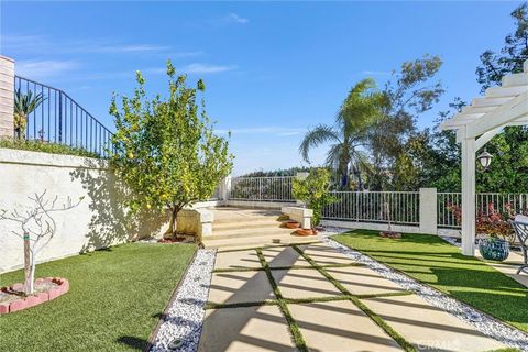 Tiny photo for 24541 Gardenstone Lane Ln, West Hills, CA 91307 (MLS # SR26046671)