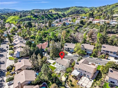 Tiny photo for 24541 Gardenstone Lane Ln, West Hills, CA 91307 (MLS # SR26046671)