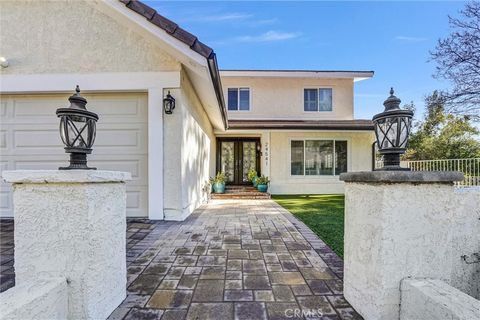 Tiny photo for 24541 Gardenstone Lane Ln, West Hills, CA 91307 (MLS # SR26046671)