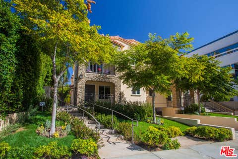 Photo of 1171 FRANKLIN Street #104, Santa Monica, CA 90403 (MLS # 26870671)