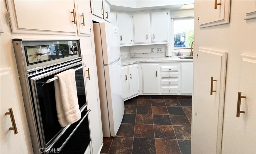 210 Silverlake Drive 103