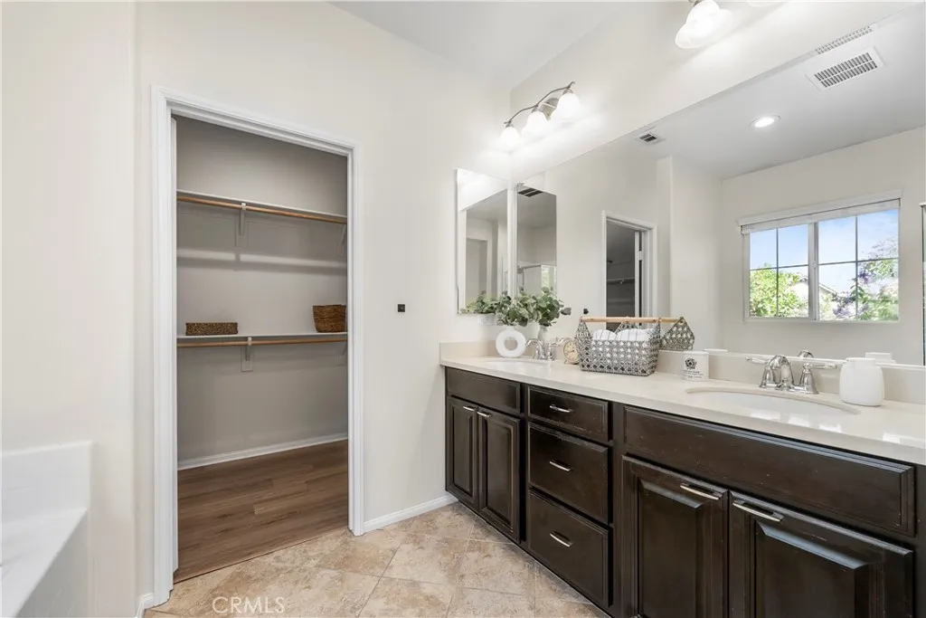 Rancho Cucamonga, California 91730, United States, 3 Bedrooms Bedrooms, ,3 BathroomsBathrooms,Residential,Active,151405