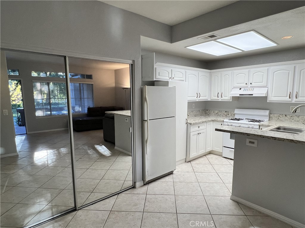 Belflora (BLF) - Residential Lease