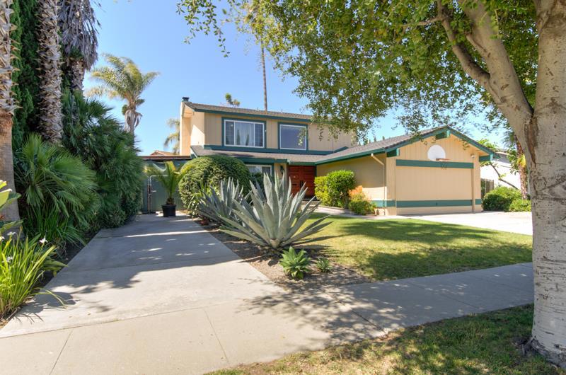 1441 Goldenlake Road