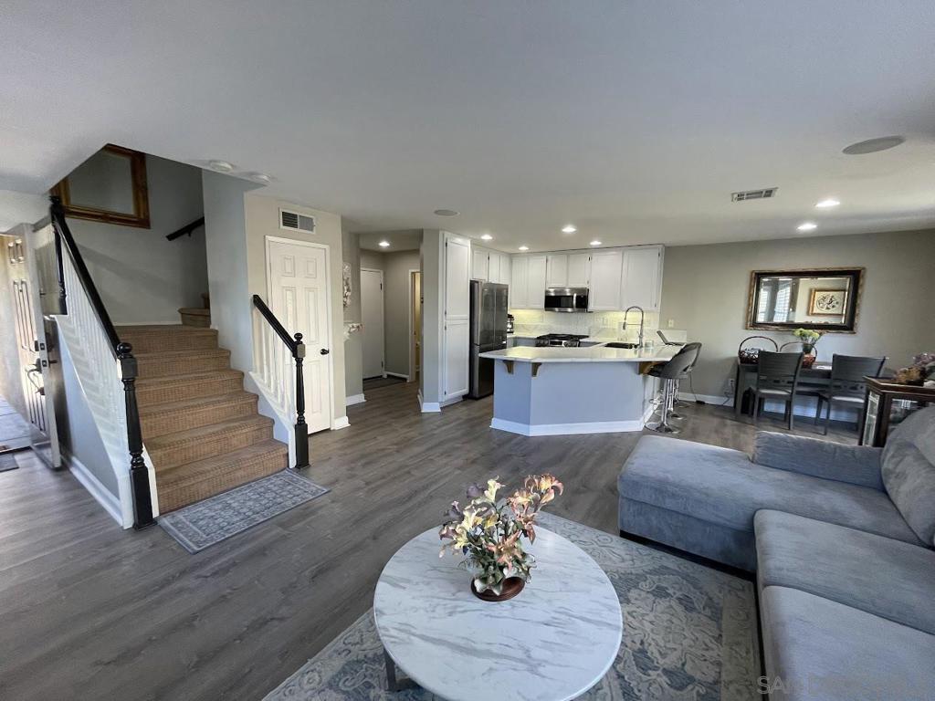 843 Caminito Las Olas