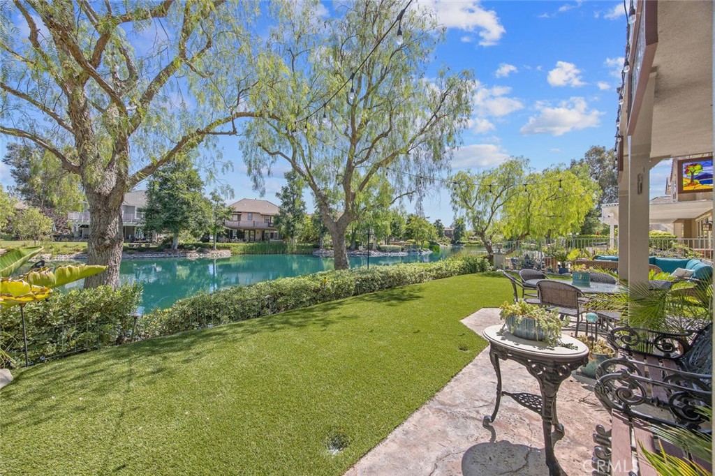 23925 Lakeside Road