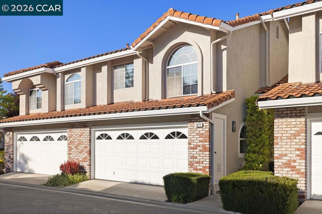 371 Bellflower Ct Ct