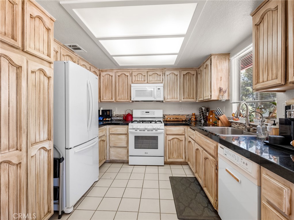 11671 Mountain Road