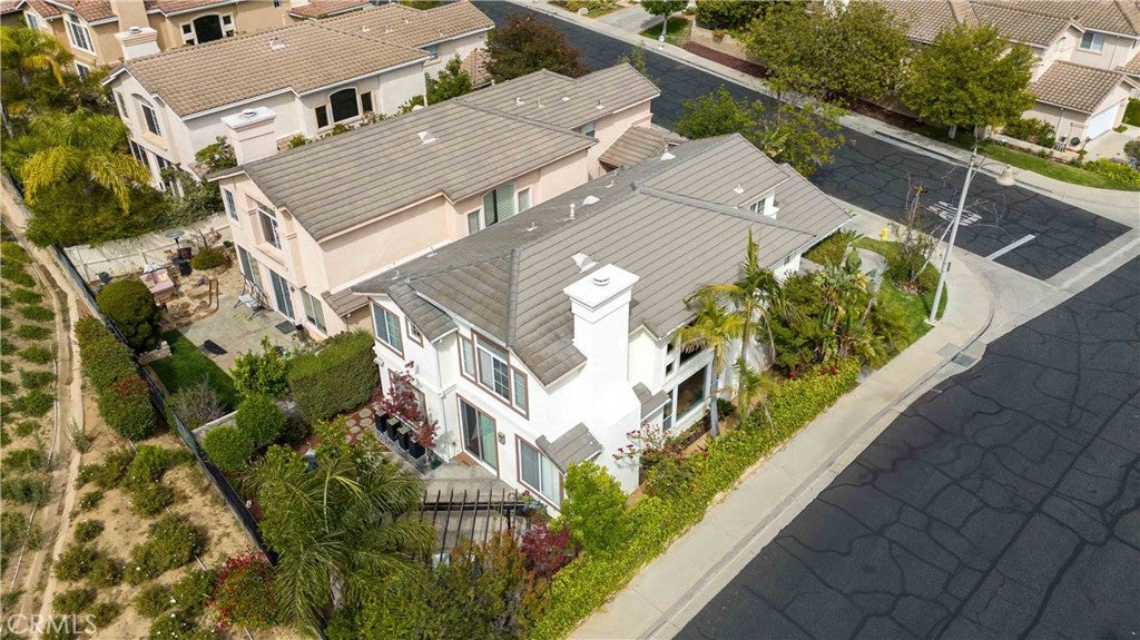 2809 Silk Oak Avenue