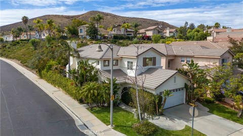 Photo of 2809 Silk Oak Avenue, Thousand Oaks, CA 91362 (MLS # GD26125051)