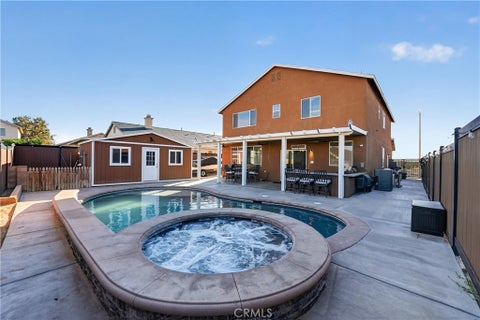 Photo of 13669 Mesa View DR, Victorville, CA 92392 (MLS # CV26228069)