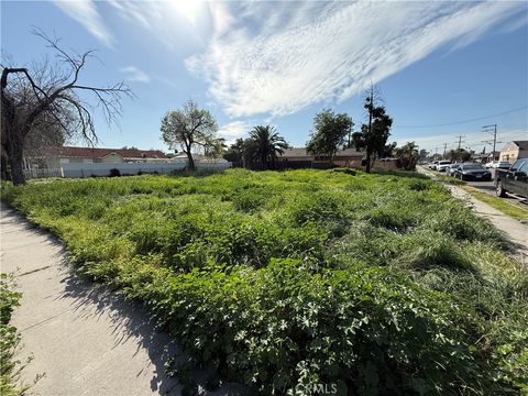 1005 W 8th San Bernardino CA 92411