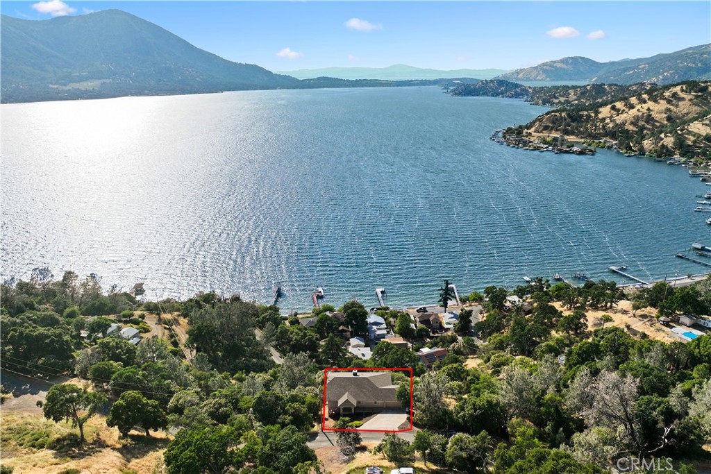 2921 Crestview Drive