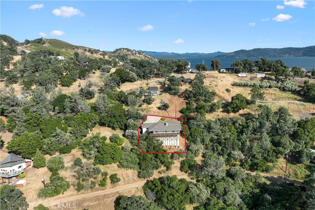 2921 Crestview Drive