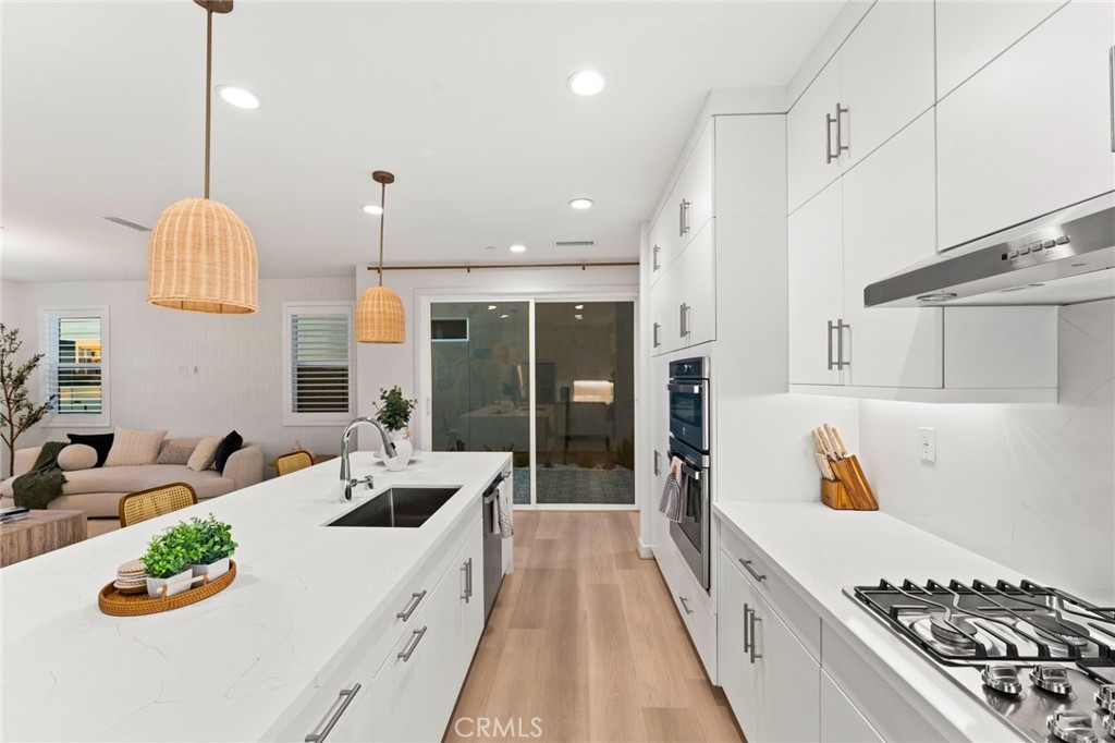 127 Restore, Irvine CA 92618 - Photo 6