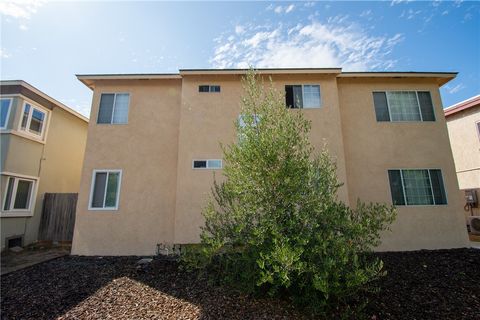 Photo of 906 E Imperial Ave, El Segundo, CA 90245 (MLS # OC26048481)