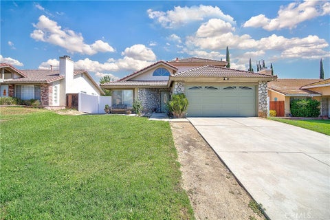 Tiny photo for 8732 Sandhill DR, Riverside, CA 92508 (MLS # IV26232370)
