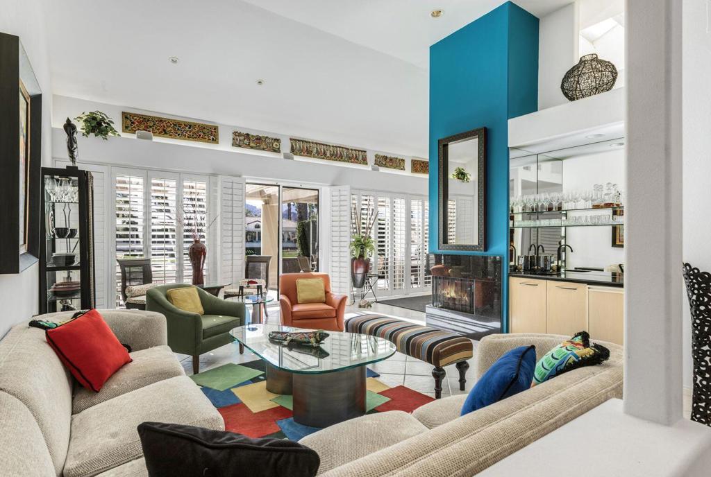 75395 Riviera Drive