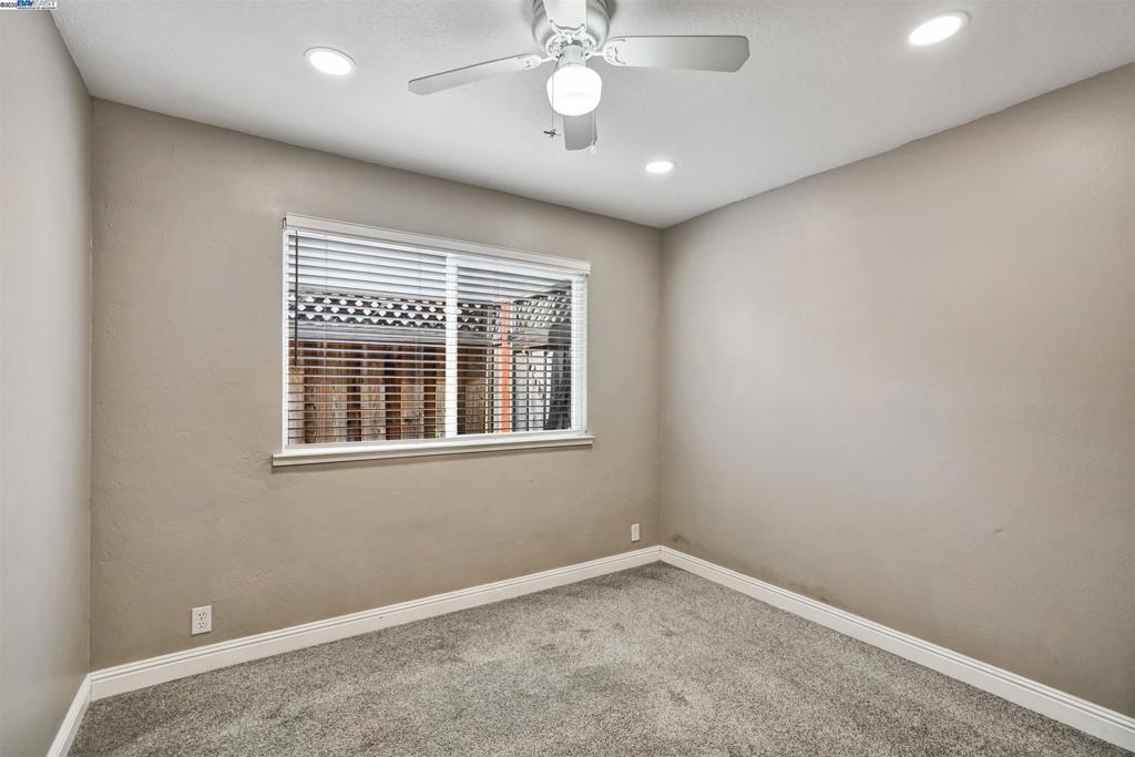 ALVARADO - Residential