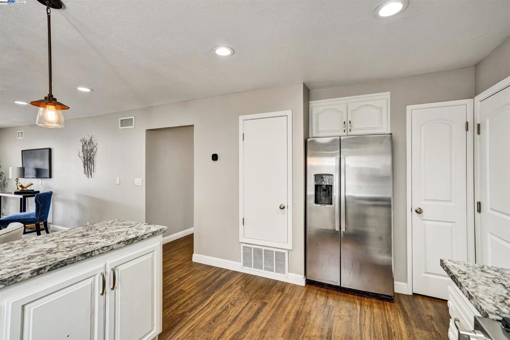ALVARADO - Residential
