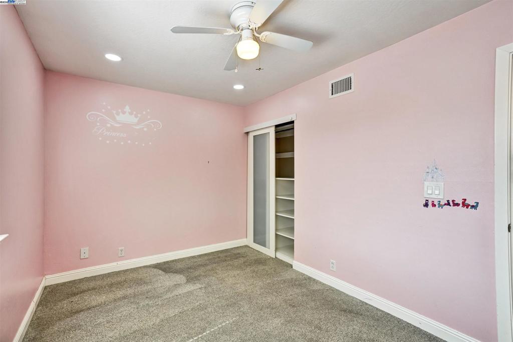ALVARADO - Residential