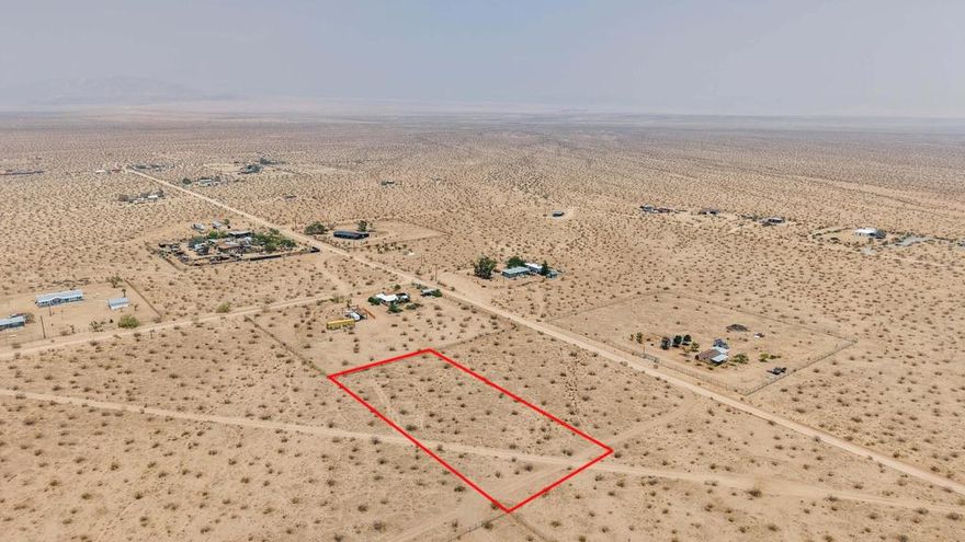 1.25 acres of usable land in Landers, ideal for investment, a desert getaway, or your next home project. Gently sloped terrain with light desert vegetation makes it easy to shape the property to your vision. Located near Reche Rd and within reasonable driving distance to Joshua Tree National Park. Buyer to verify all aspects of access, development, and land use.