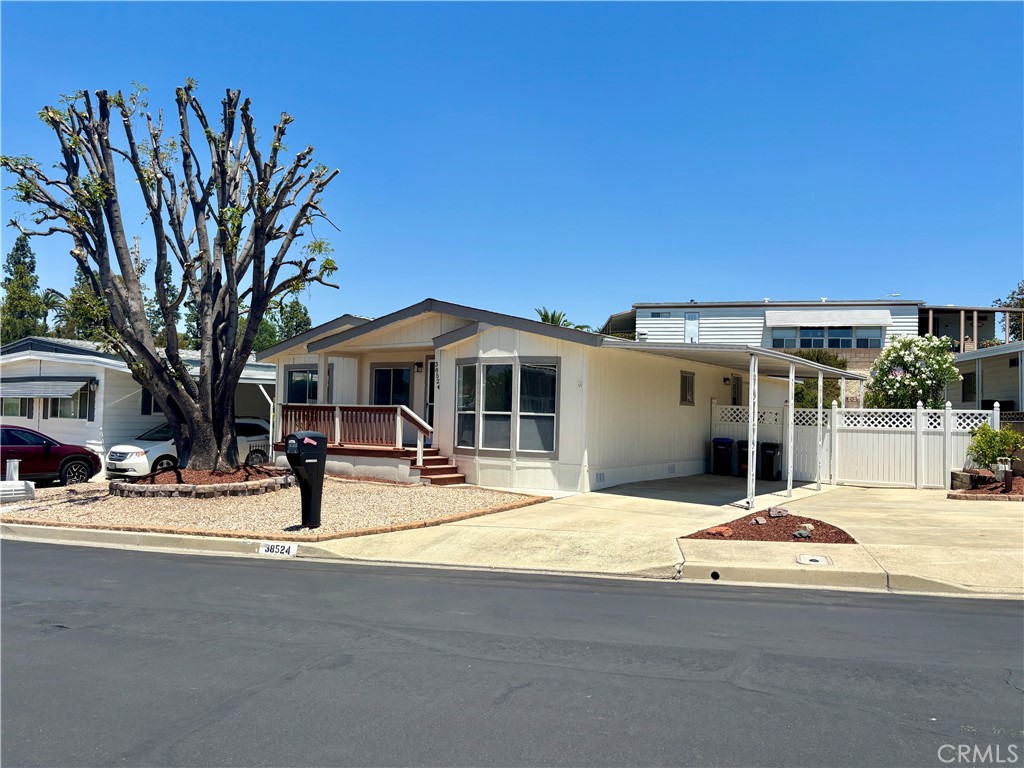 38524 Calle De La Siesta