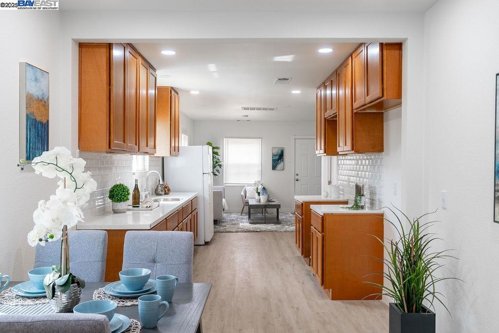 BURKETT GARDENS - Residential