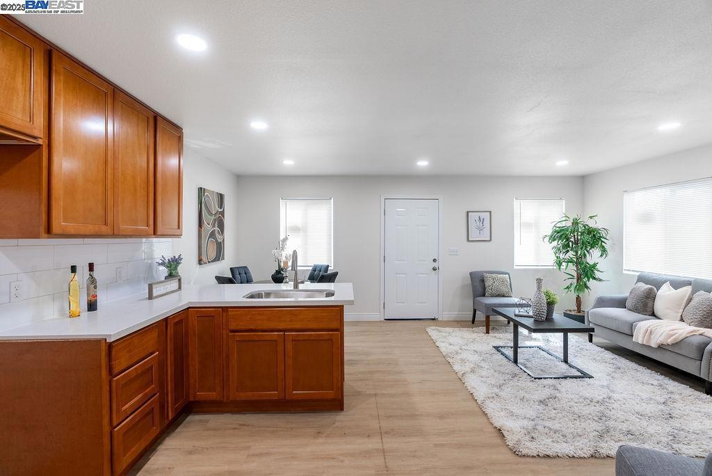 BURKETT GARDENS - Residential