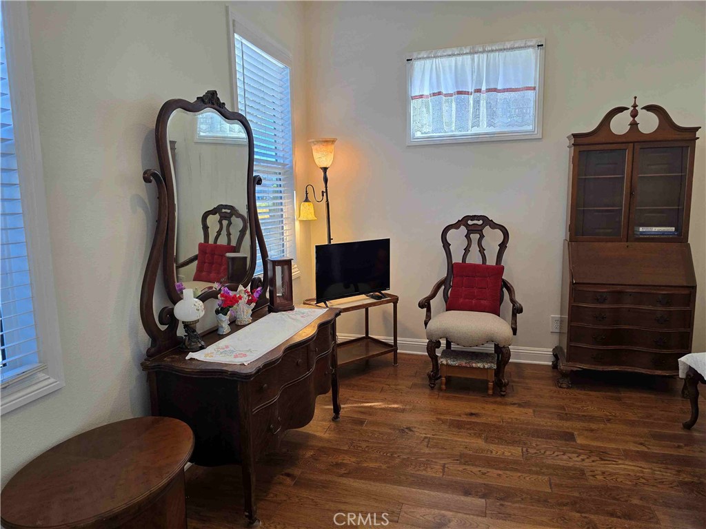 Country Club manor (CCM) - Residential Lease