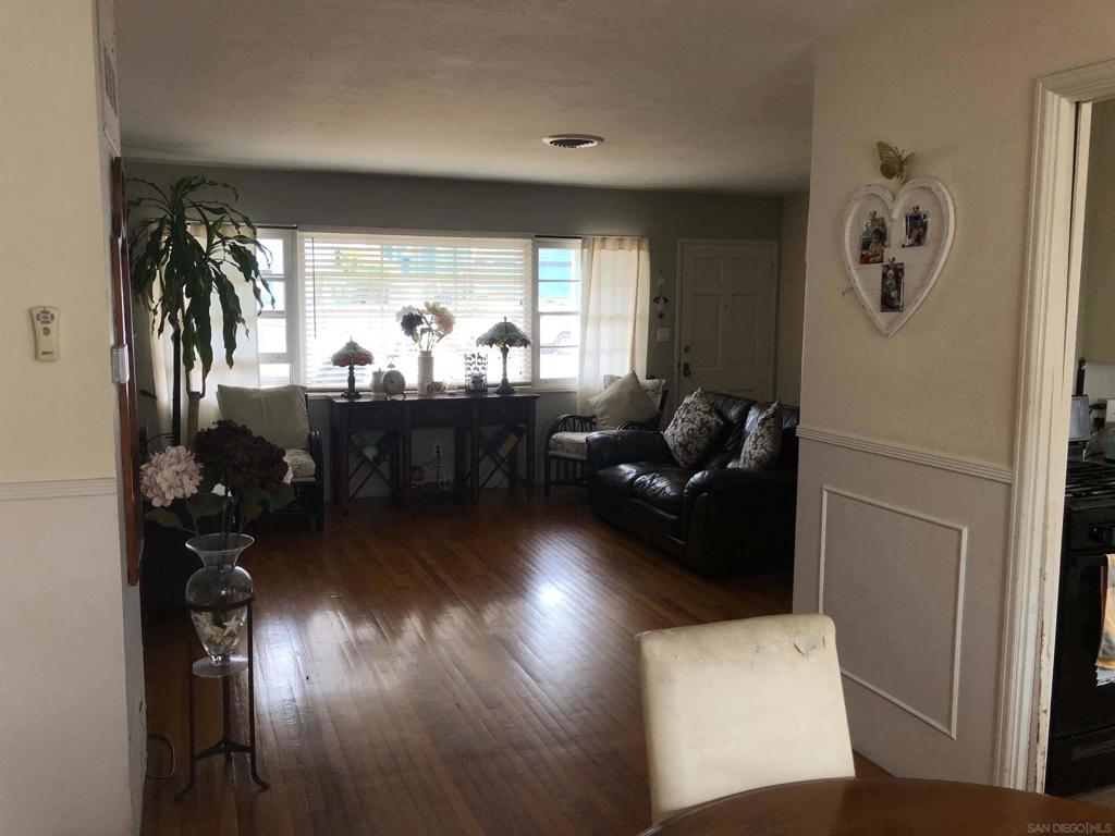 Pacific Beach - Residential Income