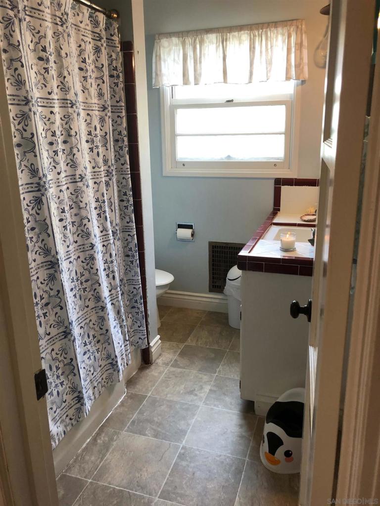 Pacific Beach - Residential Income