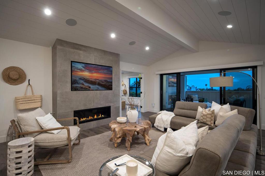 Carlsbad West - Residential