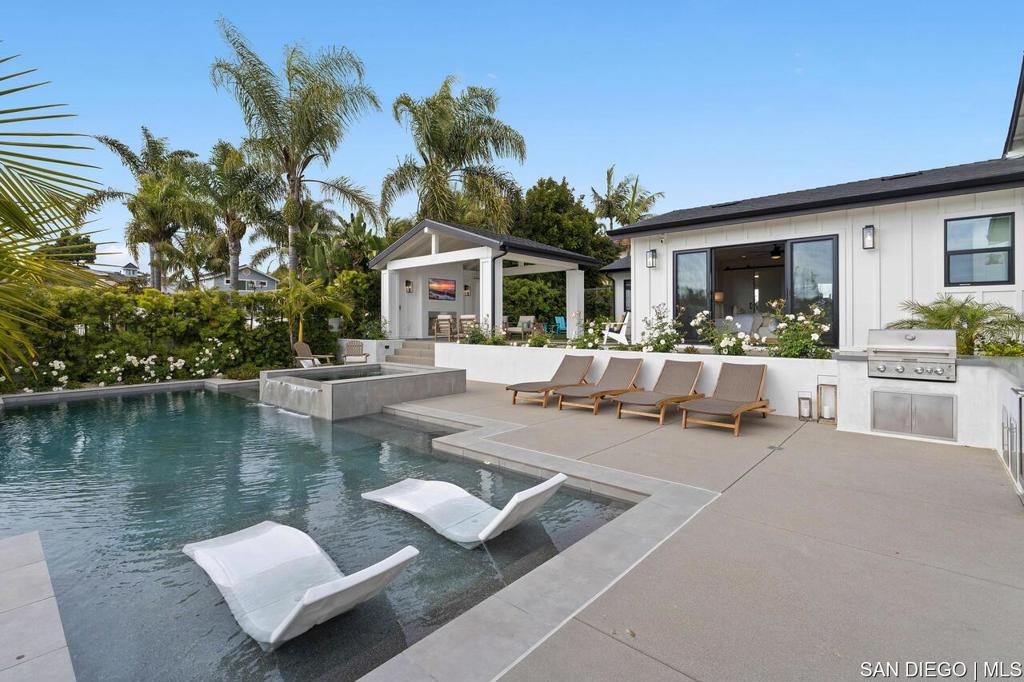 Carlsbad West - Residential