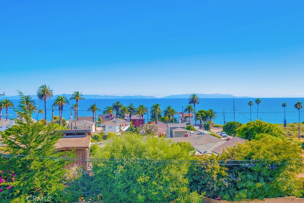 1468 W 37th Street