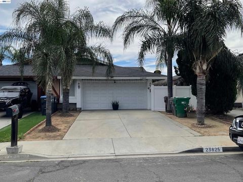 Photo of 23825 Betts Pl Pl, Moreno Valley, CA 92553 (MLS # 41126585)