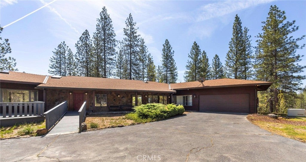 10379 Mcmahon Road