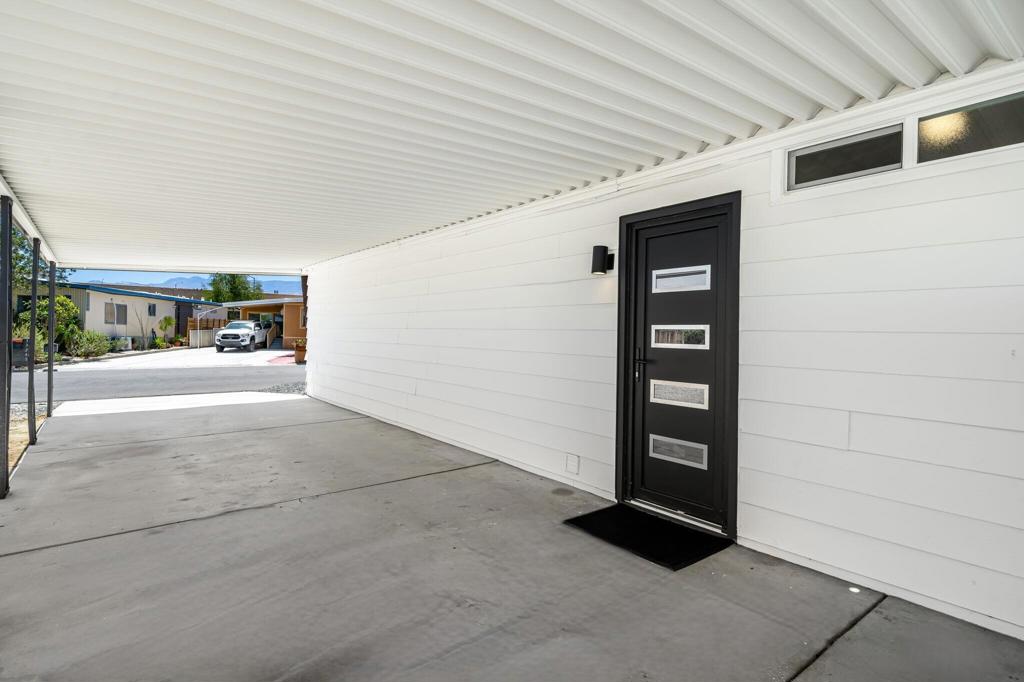 Tri Palm Estates - Residential