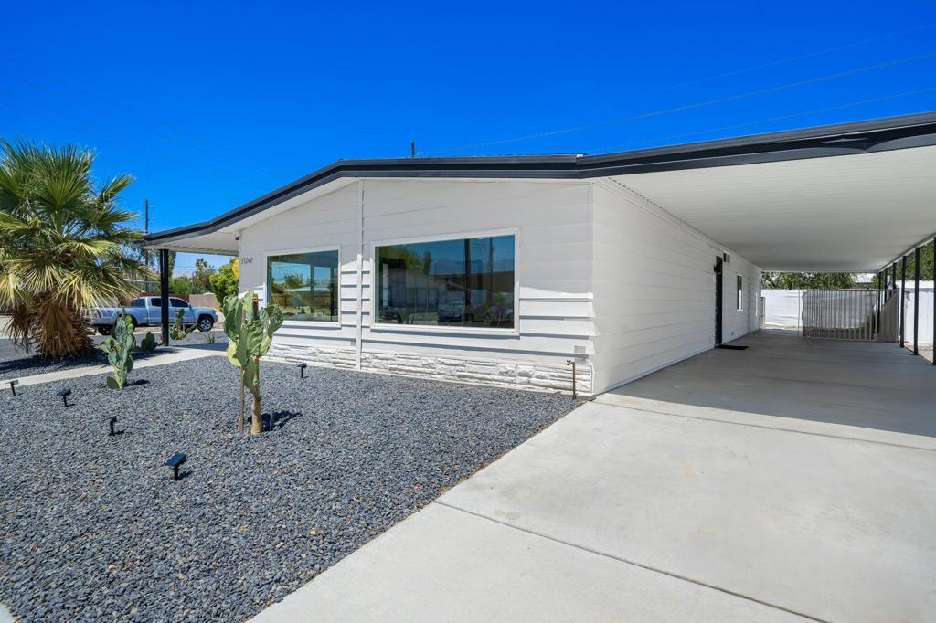 Tri Palm Estates - Residential