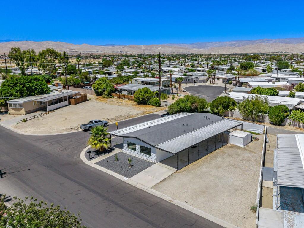 Tri Palm Estates - Residential